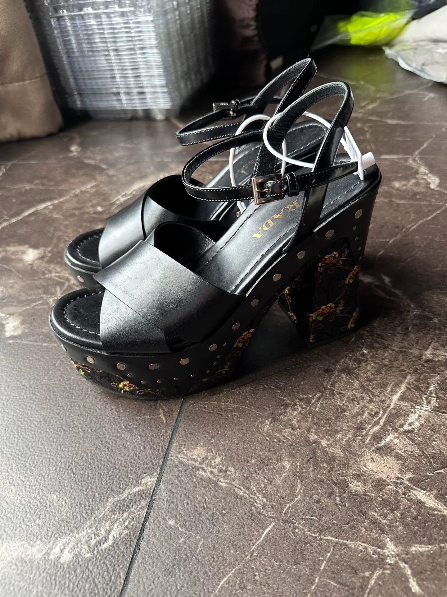 Prada Prada Runway Women's Chunky Heel Floral Shoes Size US 6 / IT 36 - 1 Thumbnail