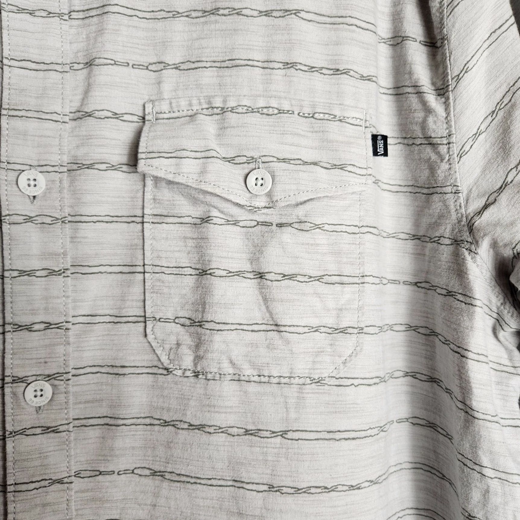 Vans Vans Mens Gray Patterned SS Casual Buttonfront Shirt-Size XXL Shirt Big & Tall Mens Gray Patterned SS Casual Buttonfront Shirt-Size XXL Size US XXL / EU 58 / 5 - 4 Thumbnail
