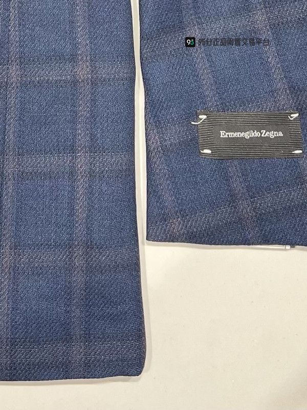 Ermenegildo Zegna Zegna Men's Check Lapel Long Sleeve Blazer. Size US M / EU 48-50 / 2 - 6 Thumbnail