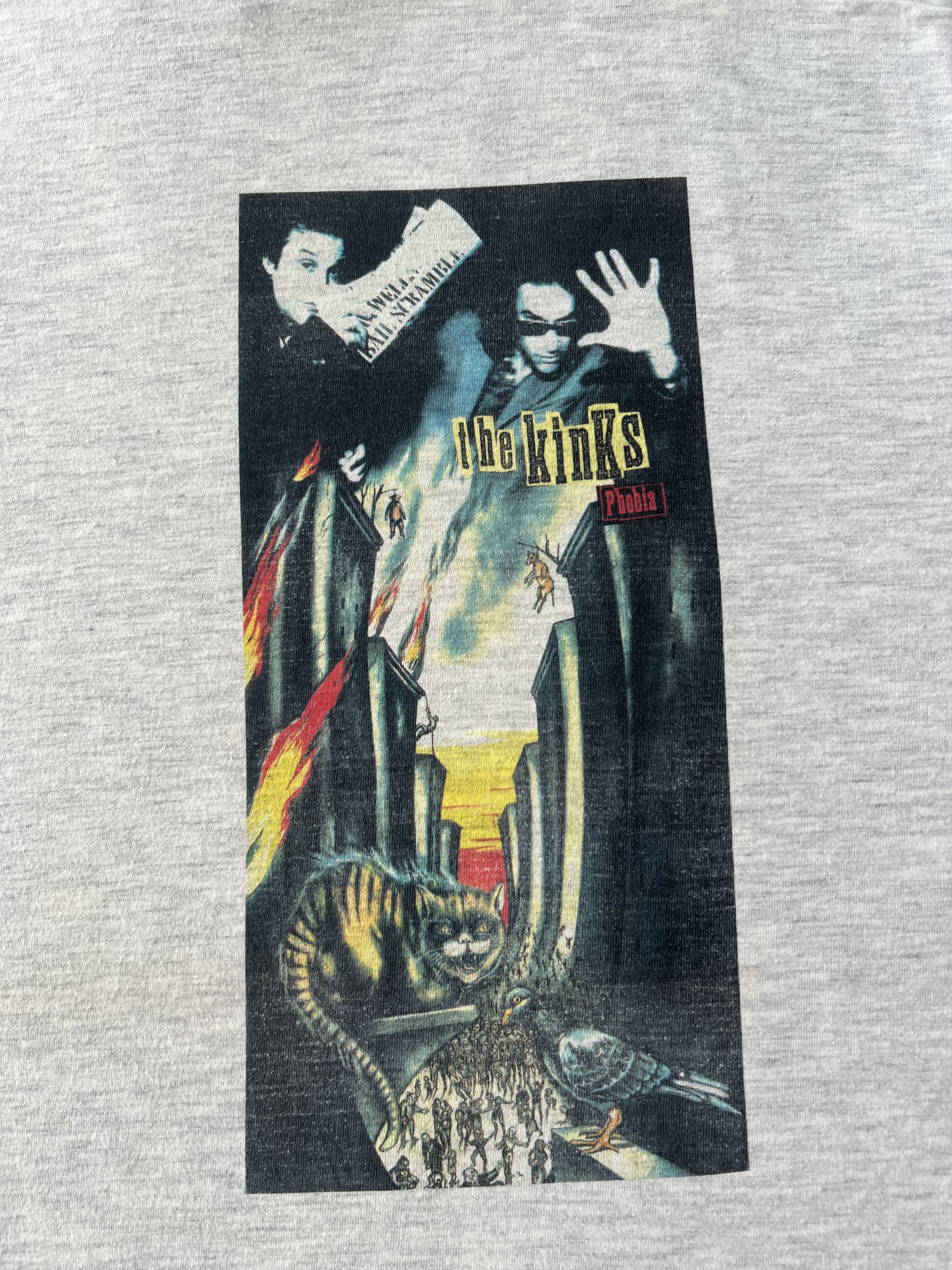 Band Tees Vintage 90s The Kinks Phobia Gray T-shirt Size US L / EU 52-54 / 3 - 4 Thumbnail