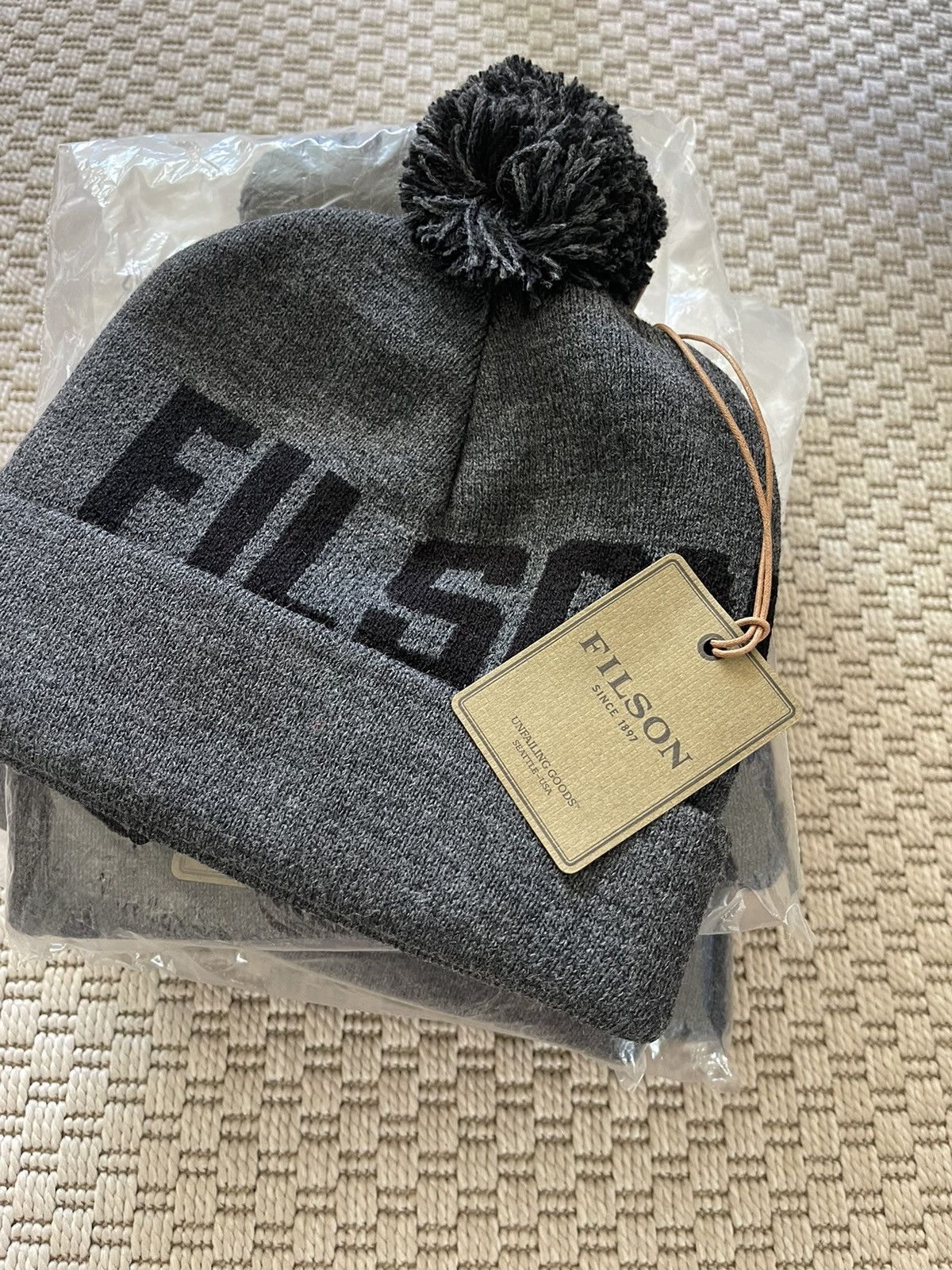 Filson Filson men’s logo beanies Grey one size NWT Size ONE SIZE - 5 Thumbnail