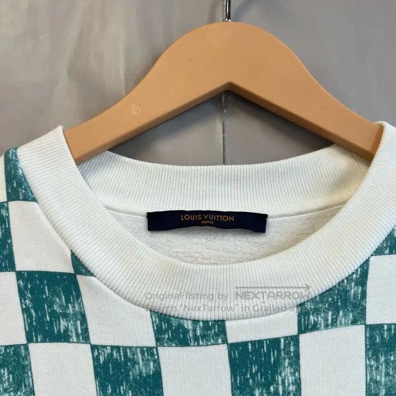 Louis Vuitton Louis Vuitton Men's Small White Sweatshirt . Size US S / EU 44-46 / 1 - 5 Thumbnail