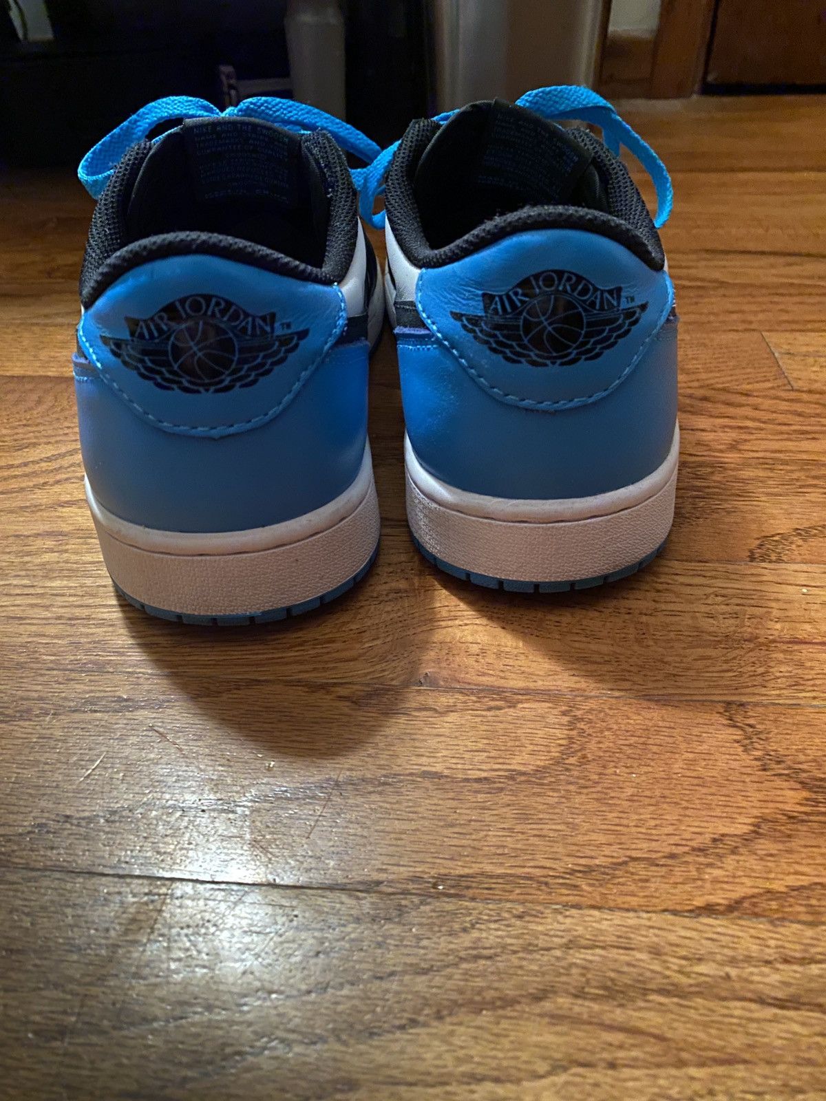 Jordan Brand × Nike Powder Blue Jordan 1 Low Size US 10.5 / EU 43-44 - 4 Thumbnail