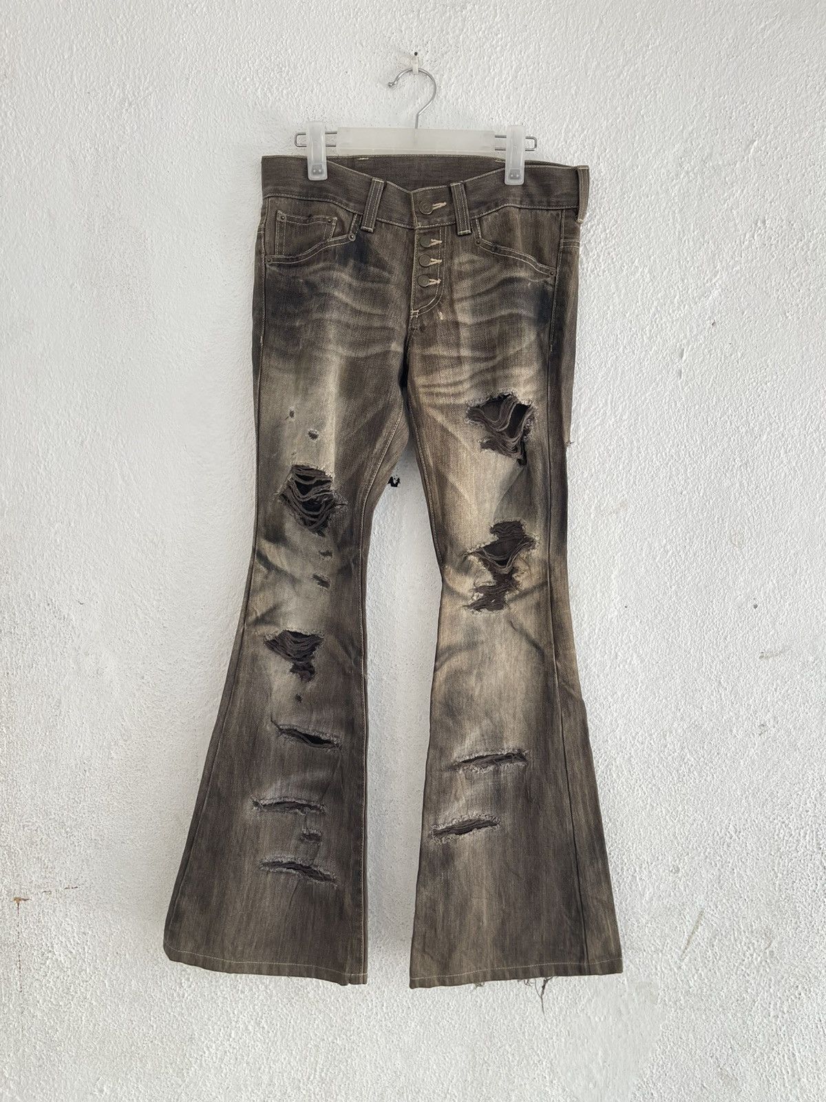 Tornado Mart Tornado Mart Rusty Mud Flared Jeans Distressed I6W9 Type Shi Size US 31 - 1 Thumbnail