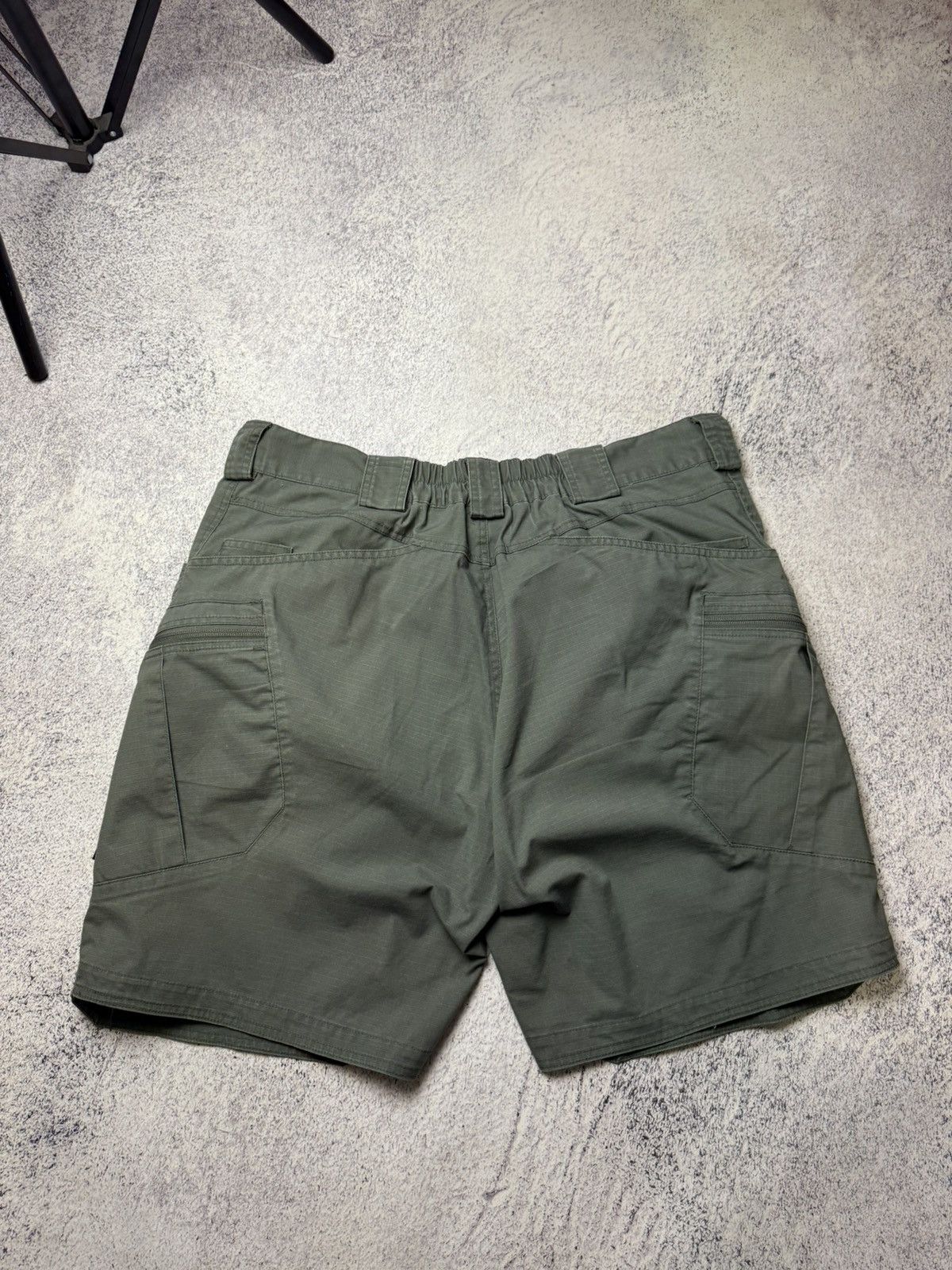 Vintage Mens Helikon-Tex Cargo Military Green Shorts Size US 38 / EU 54 - 11 Thumbnail
