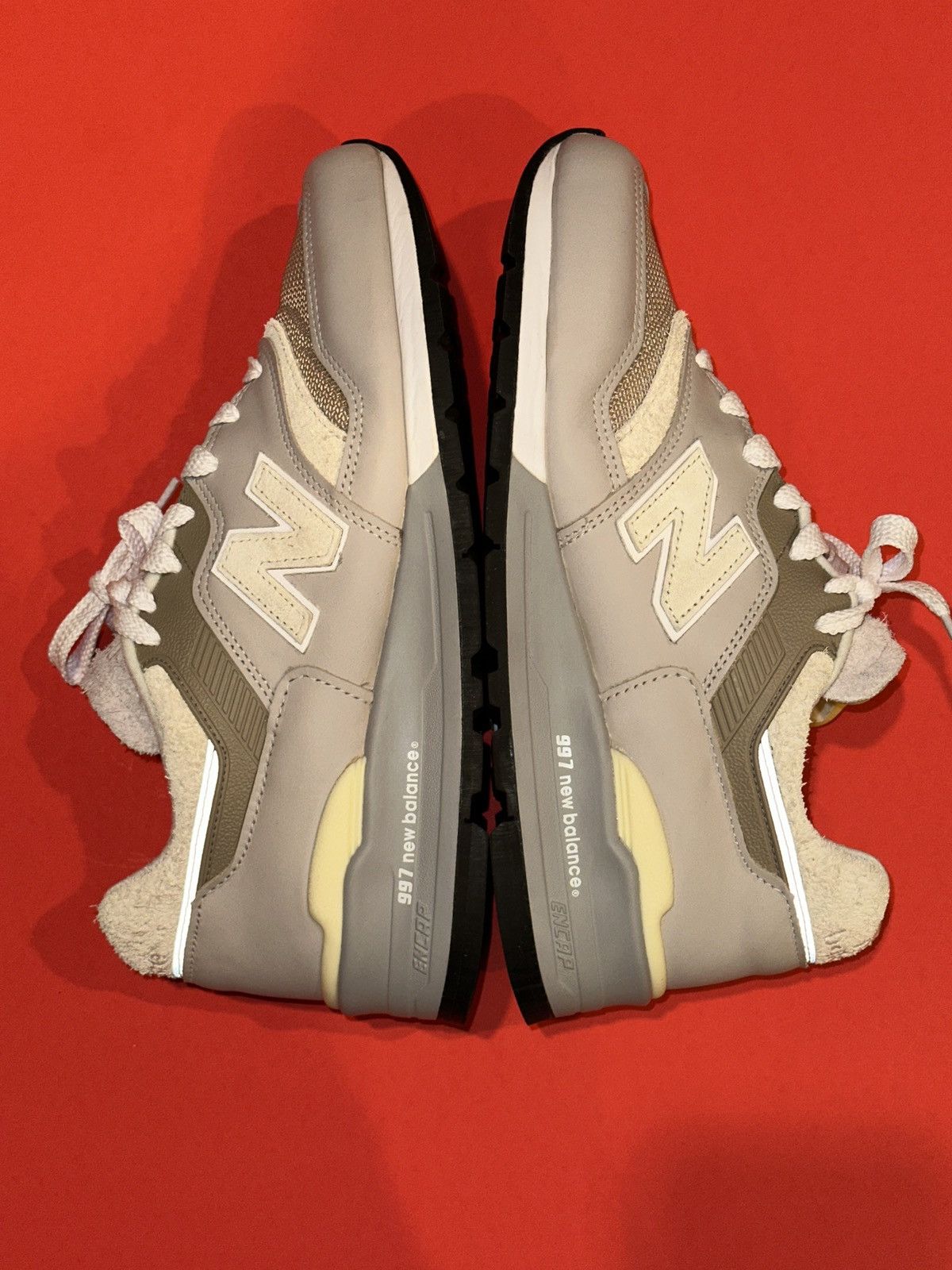 New Balance New Balance U997GG 997 Moonrock Driftwood Hair Suede Sneaker Size US 9 / EU 42 - 5 Thumbnail