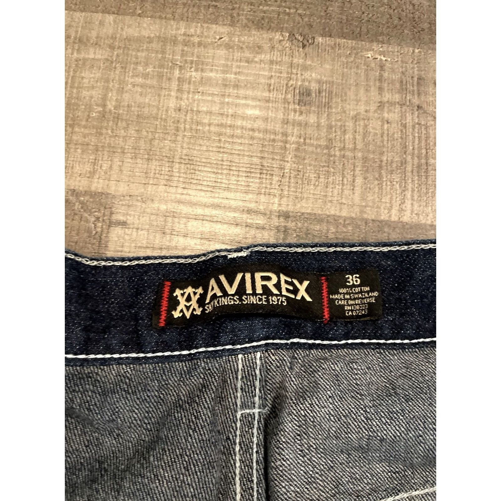 Avirex VINTAGE Avirex Bermuda Shorts Men 36 Denim 12” Inseam Grunge Y2K 90s Embroidered Logo 5-Pocket Relaxed Blue Size US 36 / EU 52 - 6 Thumbnail