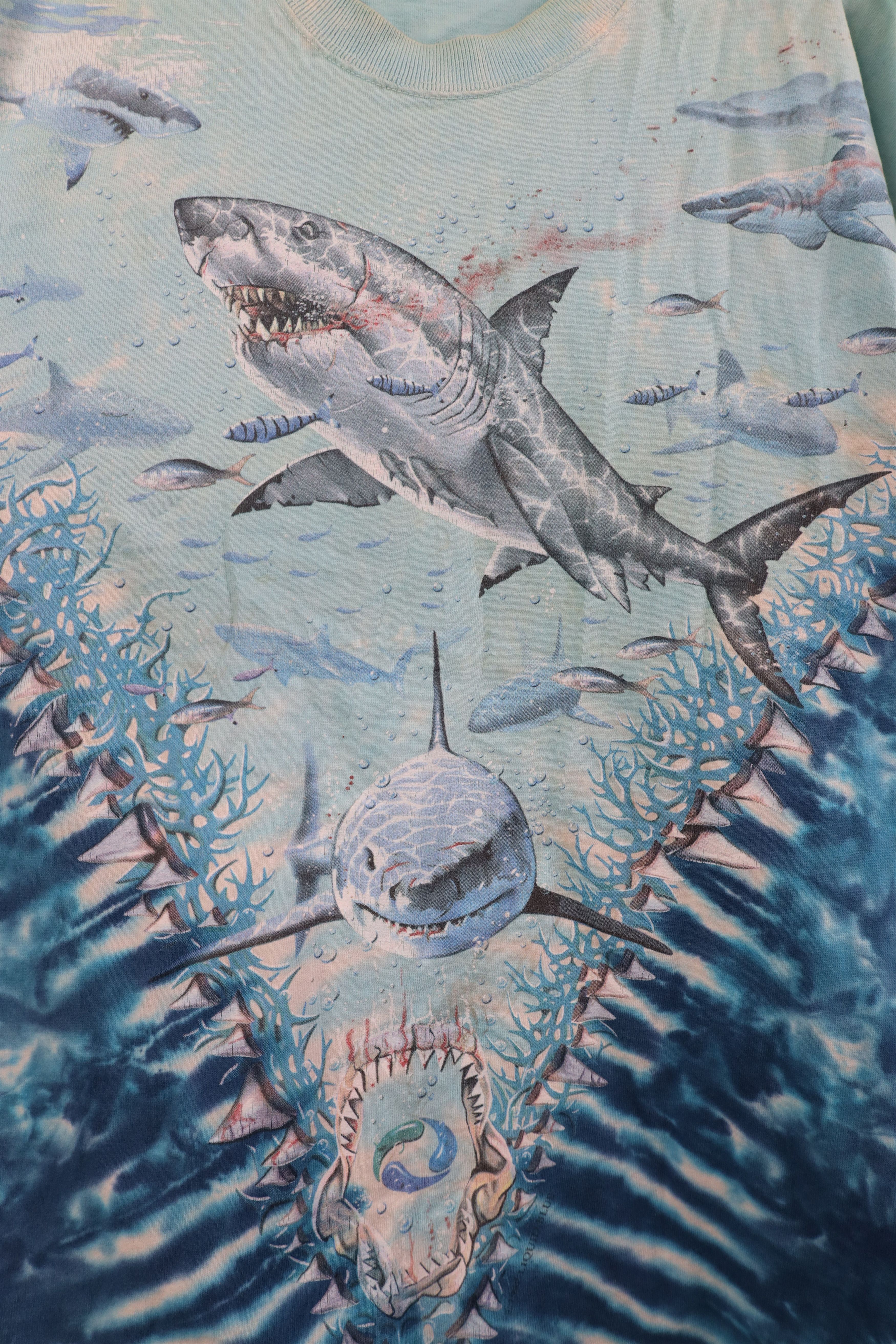 Liquid Blue Vintage 90s Liquid Blue Fish All Over Print T-Shirt USA Size US XL / EU 56 / 4 - 4 Thumbnail
