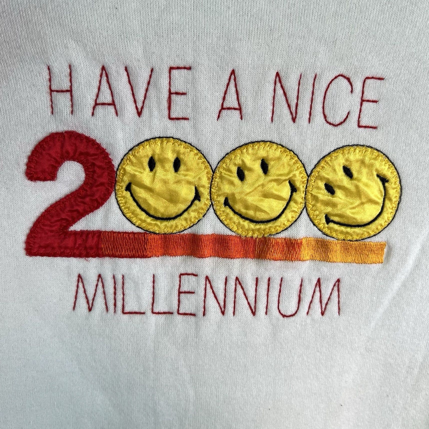 Vintage VINTAGE Have a Nice Millennium 2000 Sweatshirt Adult XL White Size US XL / EU 56 / 4 - 5 Thumbnail
