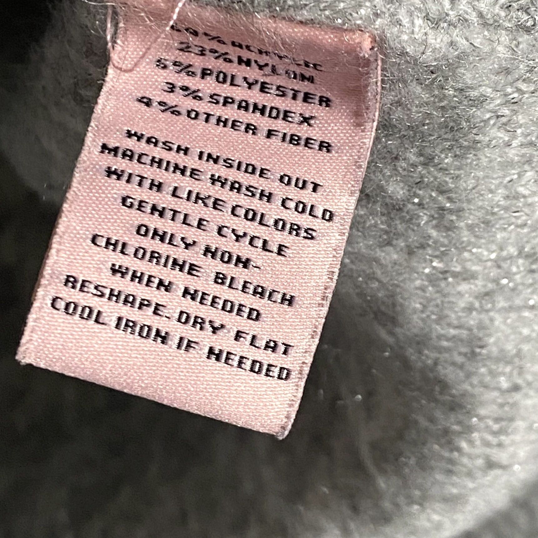 Juicy Couture Juicy Couture Pink label Acrylic Knit Mock Neck Sweater Size M Size M / US 6-8 / IT 42-44 - 6 Thumbnail