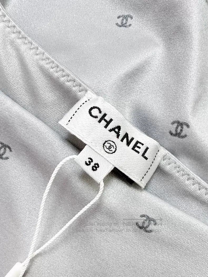 Chanel Chanel Gray full-print small logo square collar bottom sho Size XS / US 0-2 / IT 36-38 - 5 Thumbnail