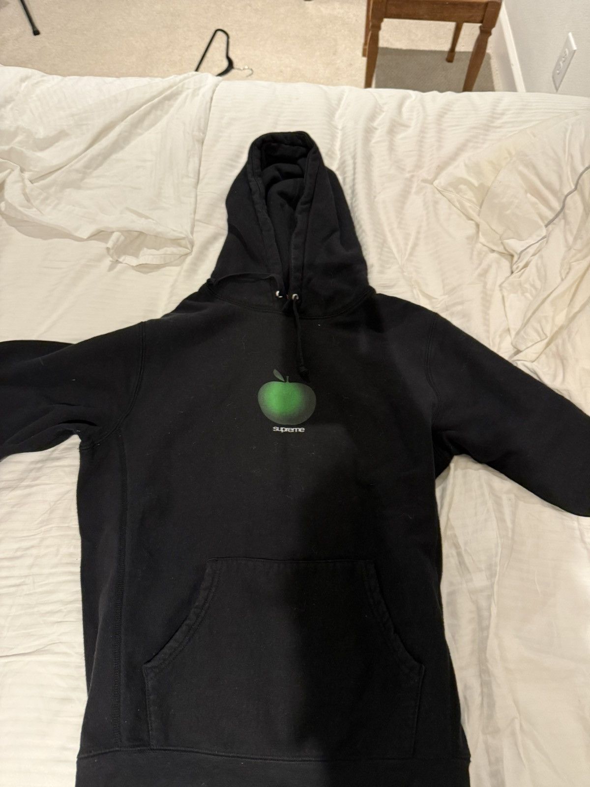 Supreme Supreme Apple Logo Hoodie Size US M / EU 48-50 / 2 - 1 Thumbnail