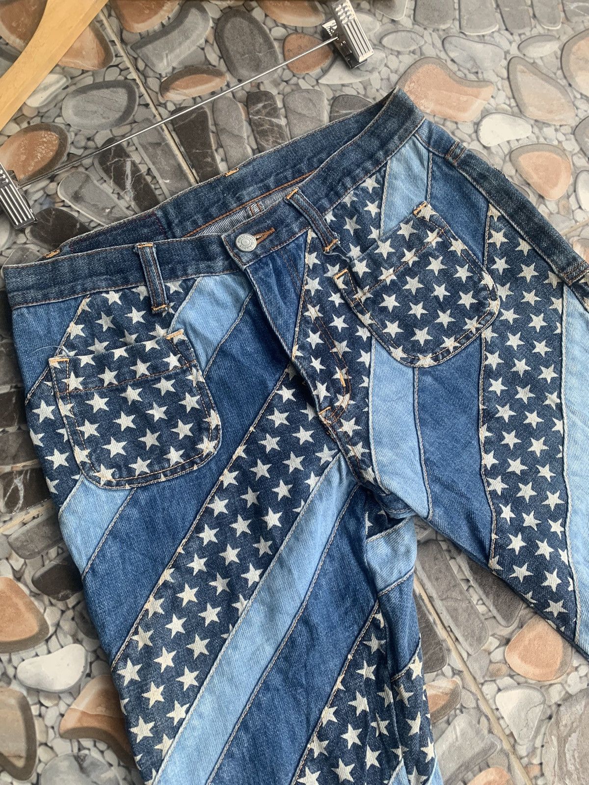 Hysteric Glamour Rare Hysteric Glamour Star Print Flared Jeans Size 26" / US 2 / IT 38 - 13 Thumbnail