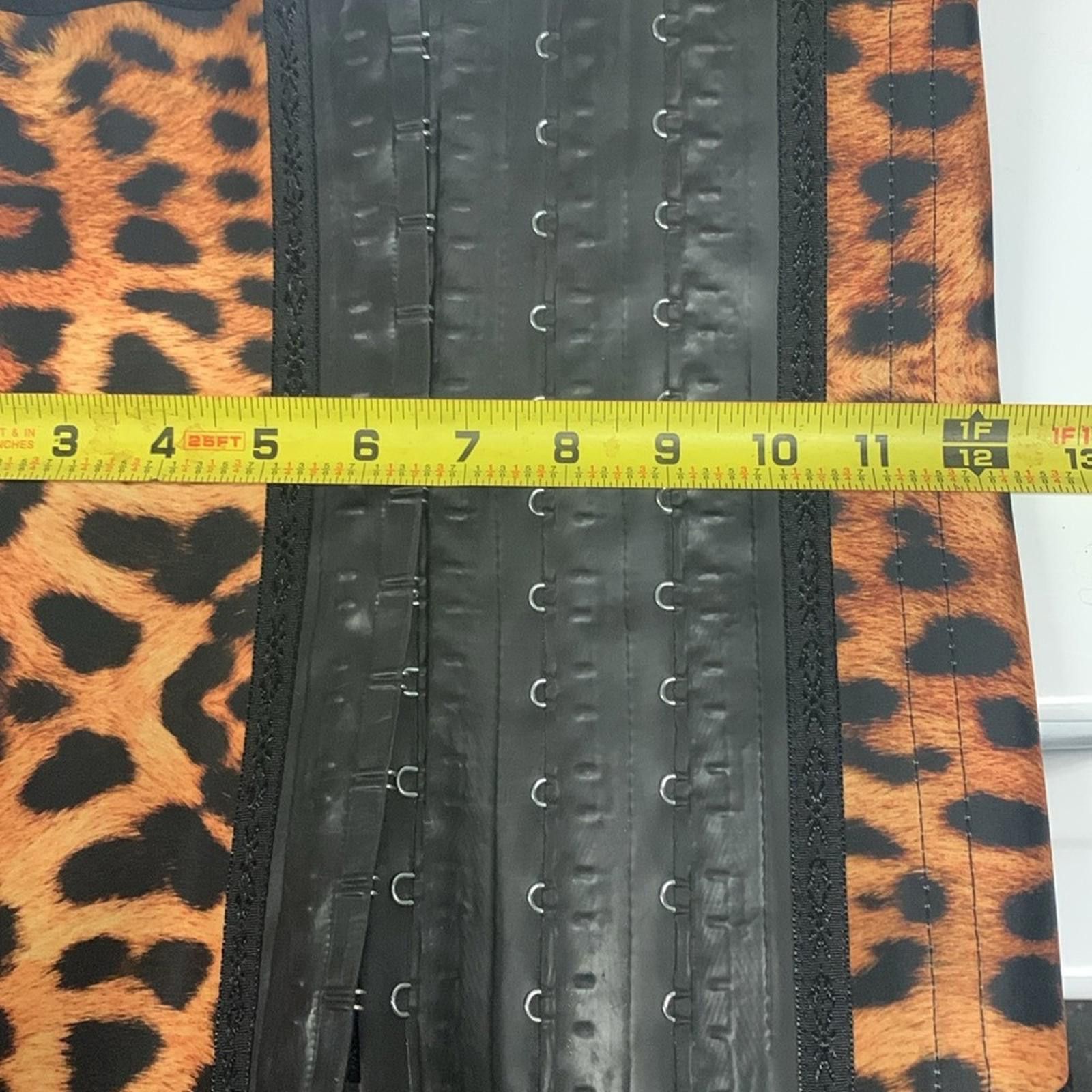 Designer Waist, training, corset, leopard Size ONE SIZE - 6 Thumbnail