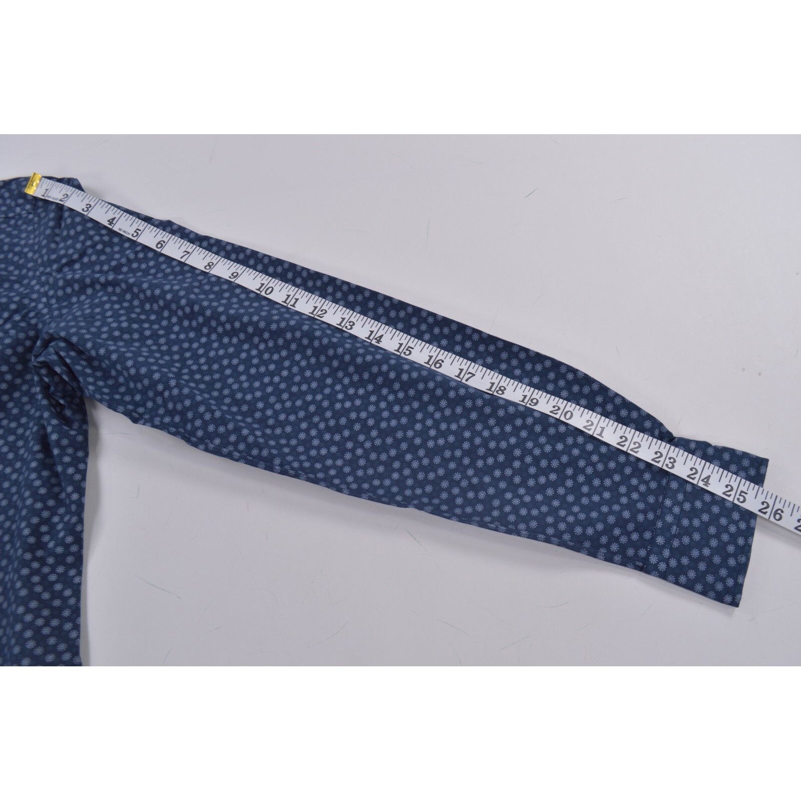 Luciano Barbera Luciano Barbera New with tags Shirt Size S US In Blue Size US S / EU 44-46 / 1 - 7 Thumbnail