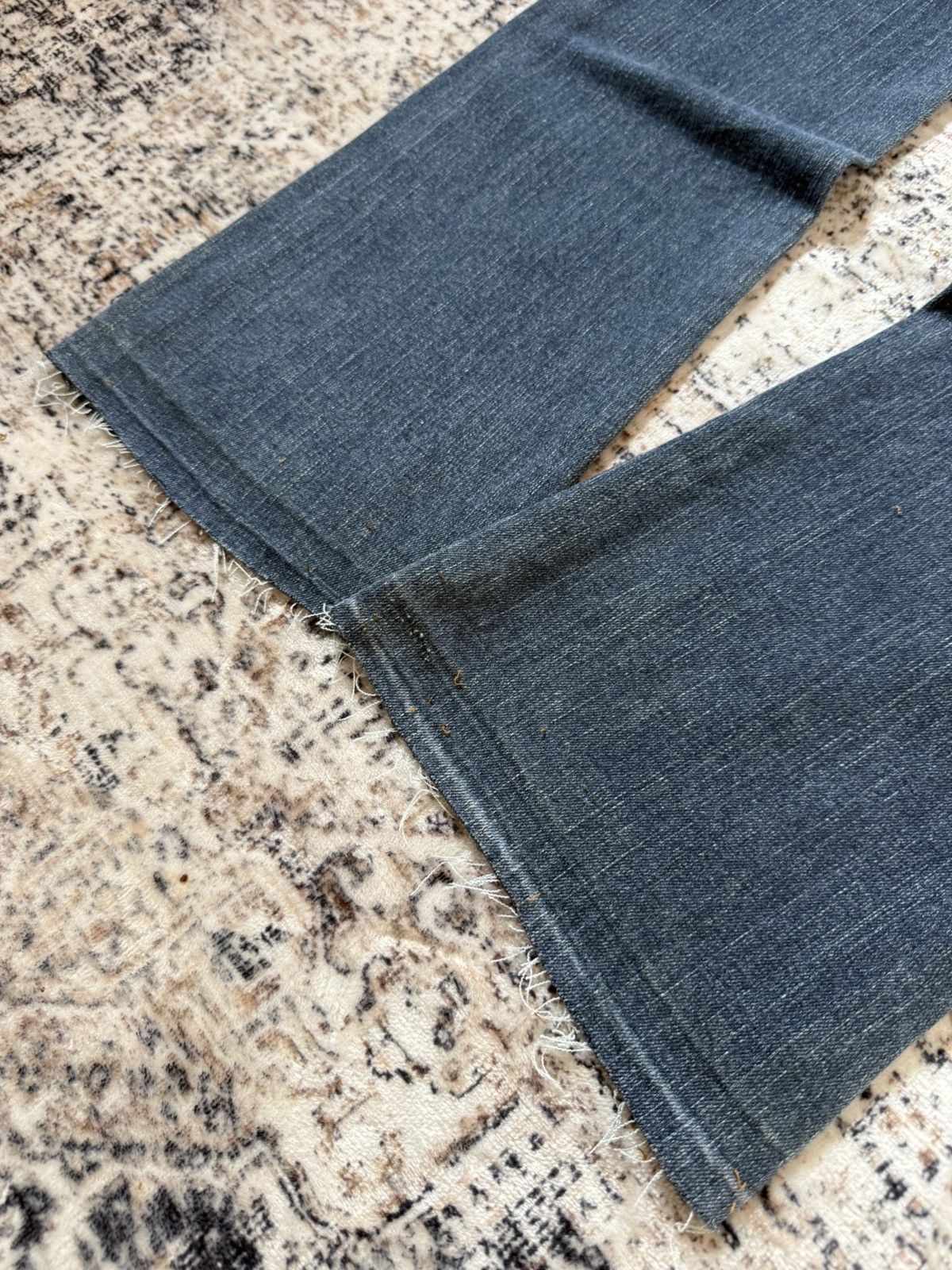Le Grande Bleu (L.G.B.) Blue Jam Embroidered Tribal Flared Jeans Size US 26 / EU 42 - 17 Thumbnail