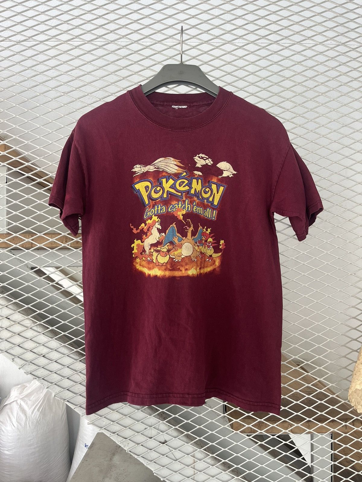 Nintendo × Pokemon × Vintage Vintage Pokemon Nintendo ( Red/Fire ) 1999’s kid size Tshirt Size US M / EU 48-50 / 2 - 2 Thumbnail