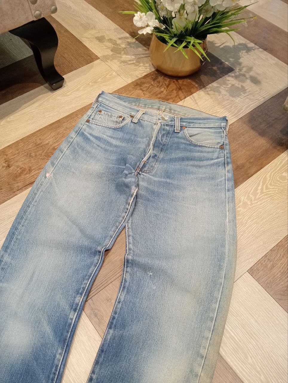 Levi's Vintage Clothing VINTAGE LEVI'S 501 TOP BUTTON #524 SELVEDGE BLUE DENIM PANTS Size US 29 - 4 Thumbnail