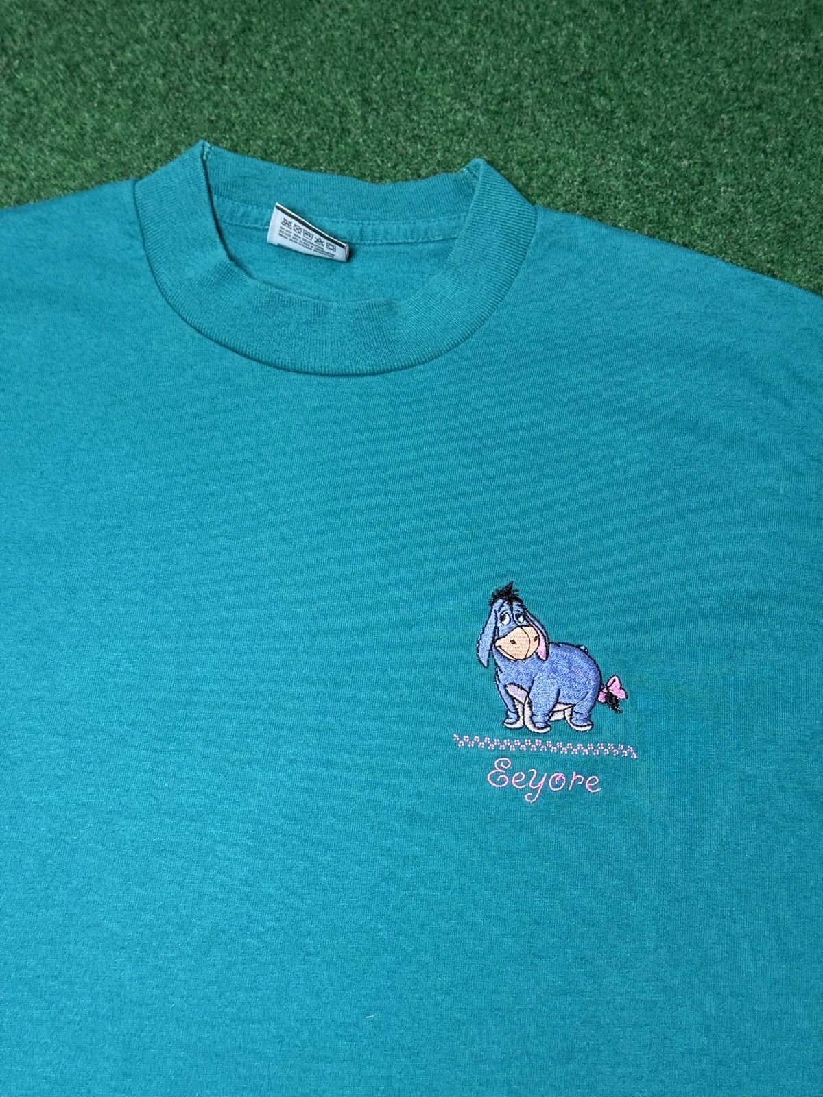 Disney Vintage 90s Eeyore Winnie The Pooh Cartoon Disney T Shirt Size M / US 6-8 / IT 42-44 - 2 Thumbnail