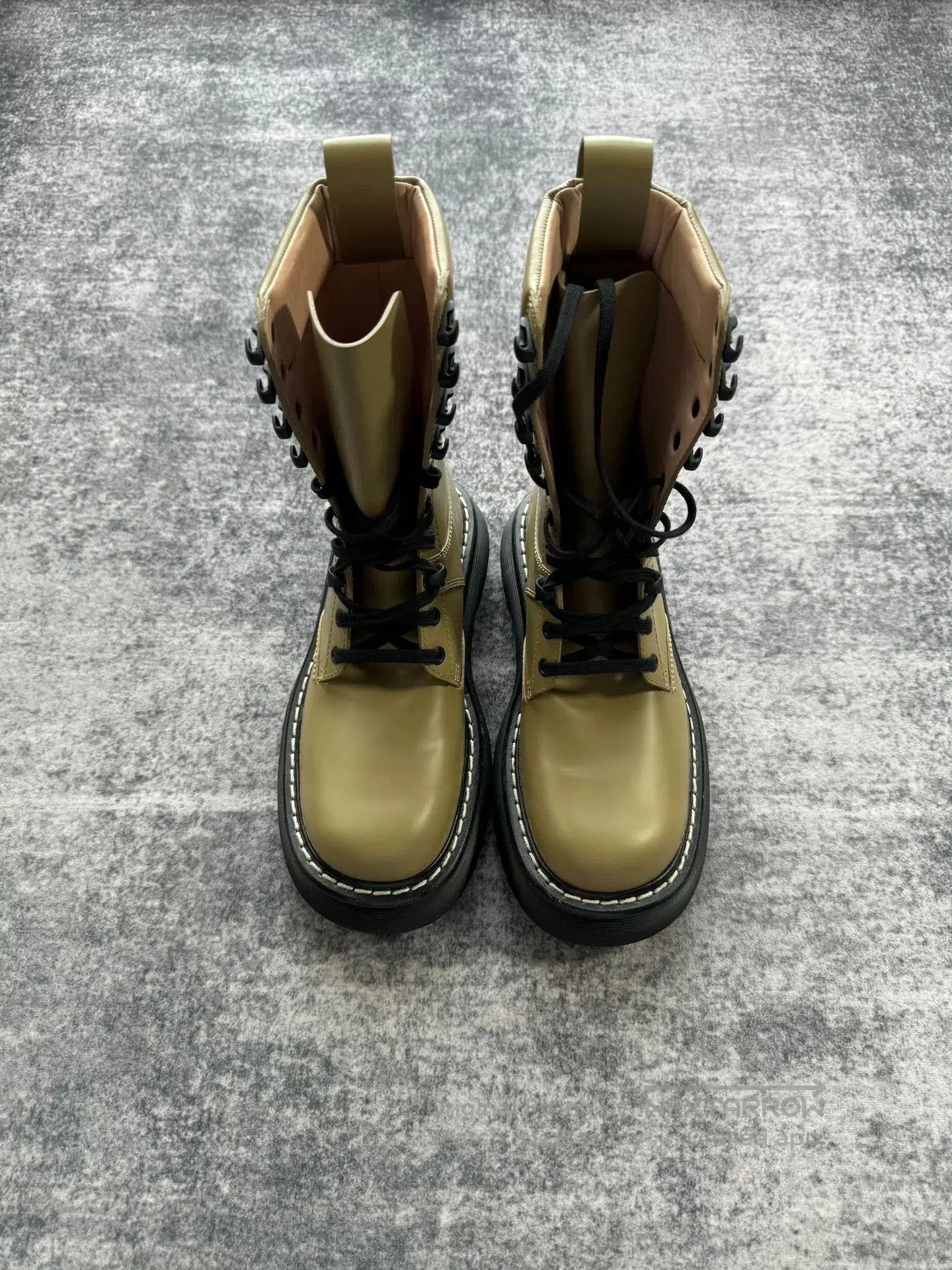 Bottega Veneta Bottega Veneta Brown Thick-Soled Martin Boots. Size US 5 / IT 35 - 1 Thumbnail