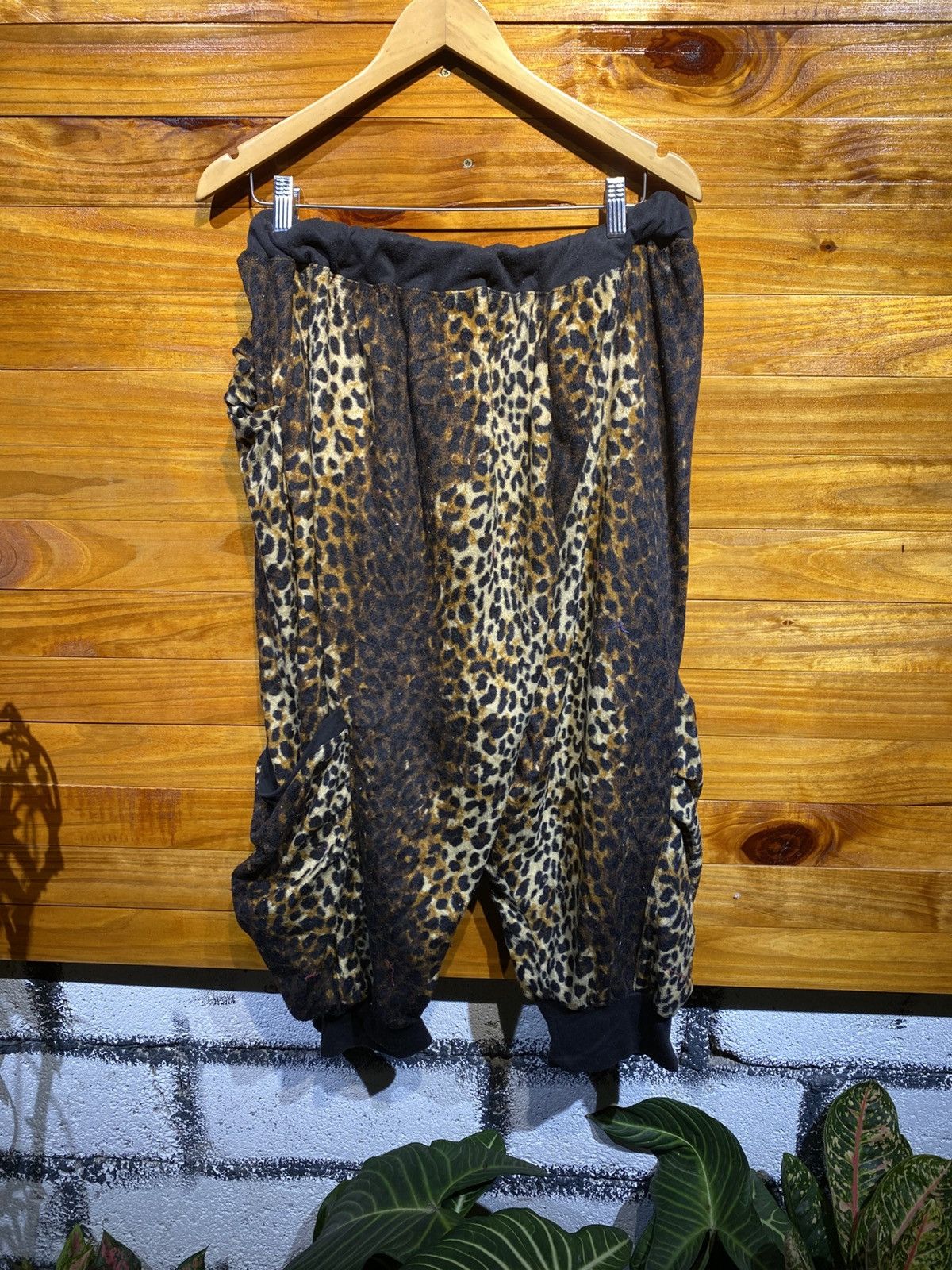 Japanese Brand Clash Leopard Print Sweatpants – Vintage Japanese Streetwear Size US 30 / EU 46 - 5 Thumbnail