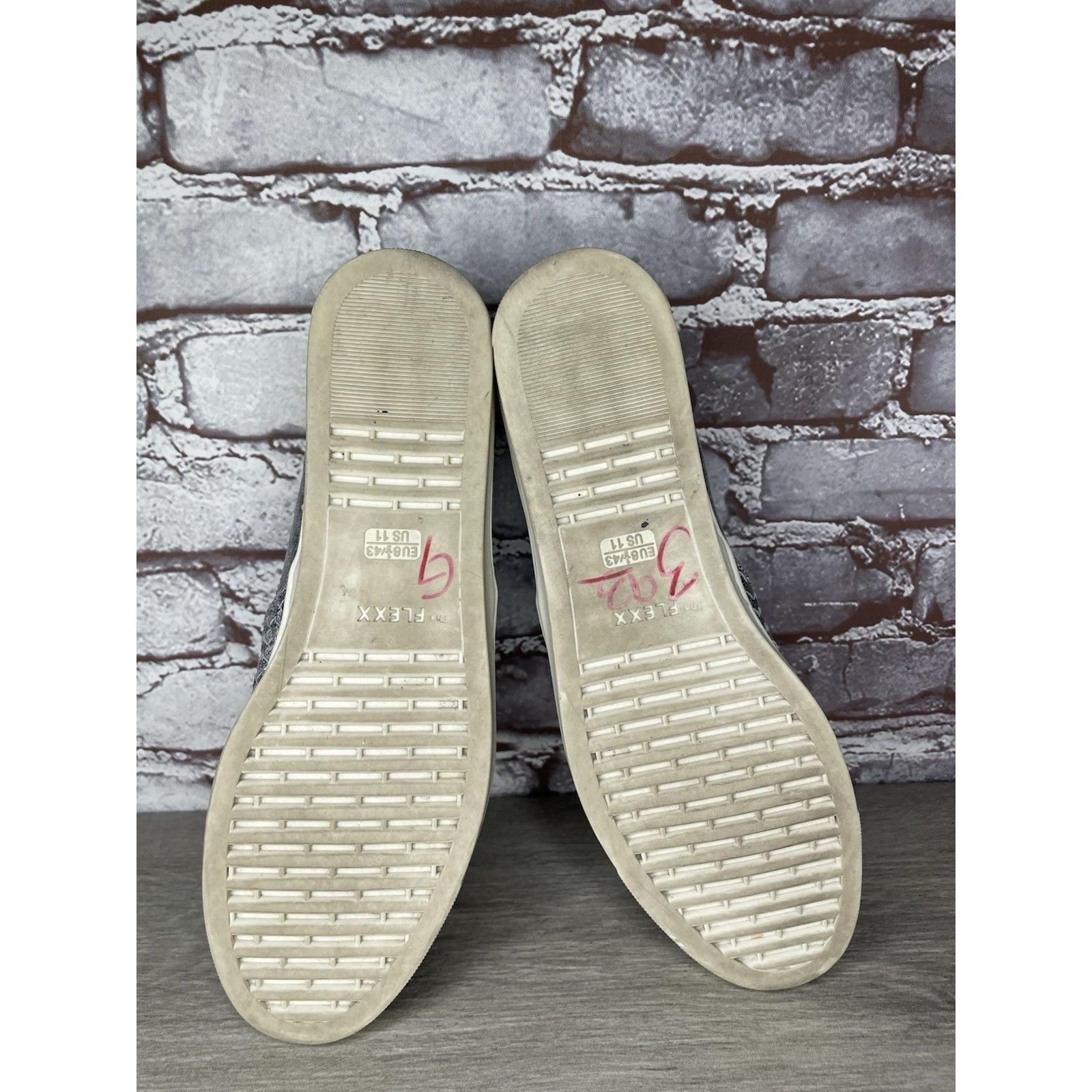 A-Flex The Flexx Silver Leather Shimmer Weaves Woven Sneakers Women Size US 11 / IT 41 - 20 Thumbnail