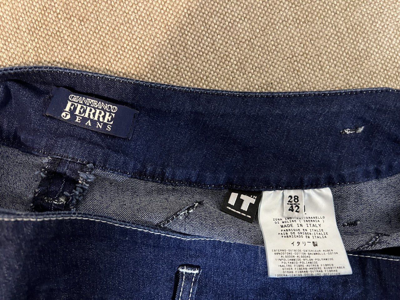 Gianfranco Ferre Gianfranco Ferré Jeans Dark Denim Pencil Skirt, IT 42, M Size 28" / US 6 / IT 42 - 5 Thumbnail