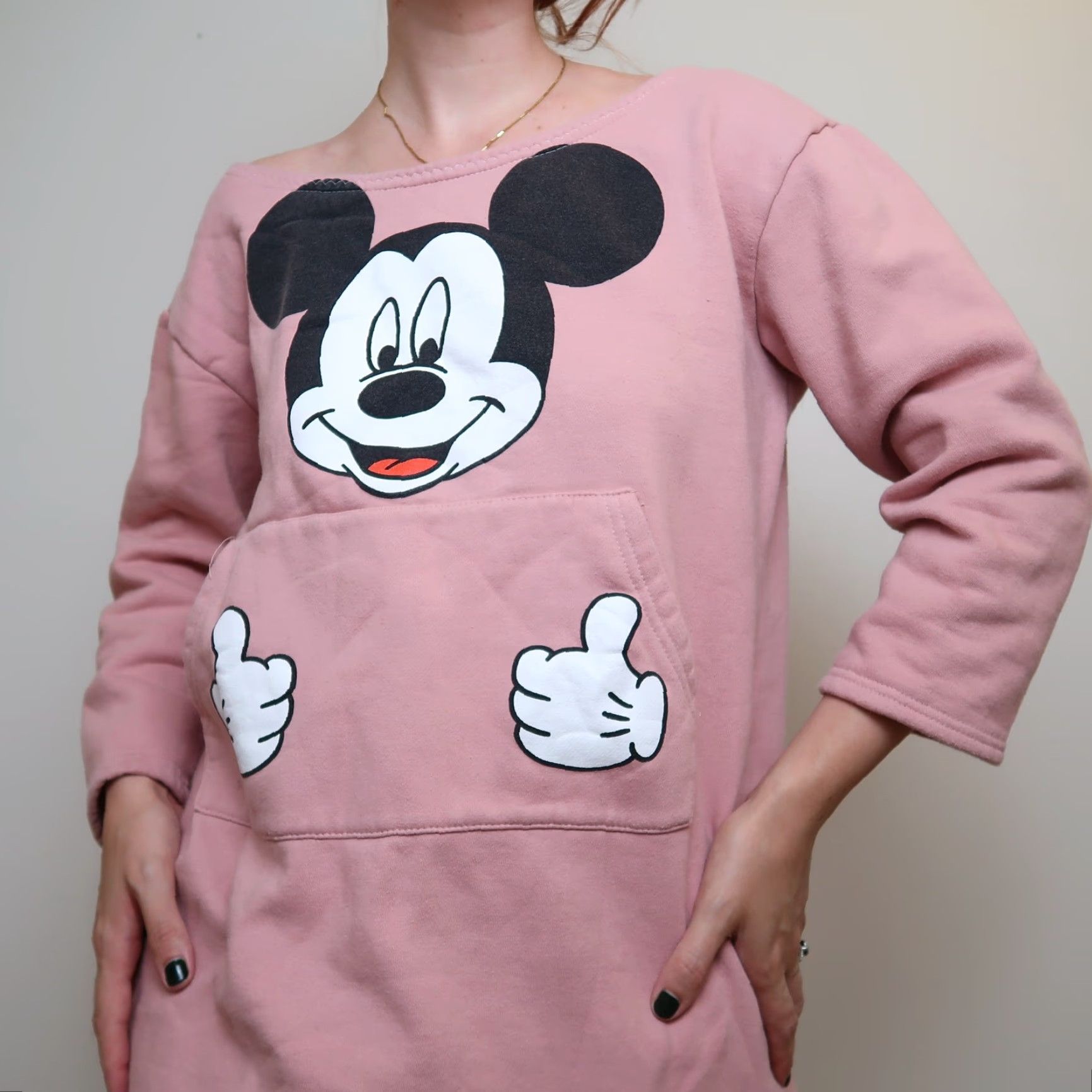 Disney VINTAGE Mickey Mouse pink sweatshirt tunic Women L Pink Sweatshirt Pullover Kangaroo Pocket Disney Buttonless 29" Length Size L / US 10 / IT 46 - 2 Thumbnail