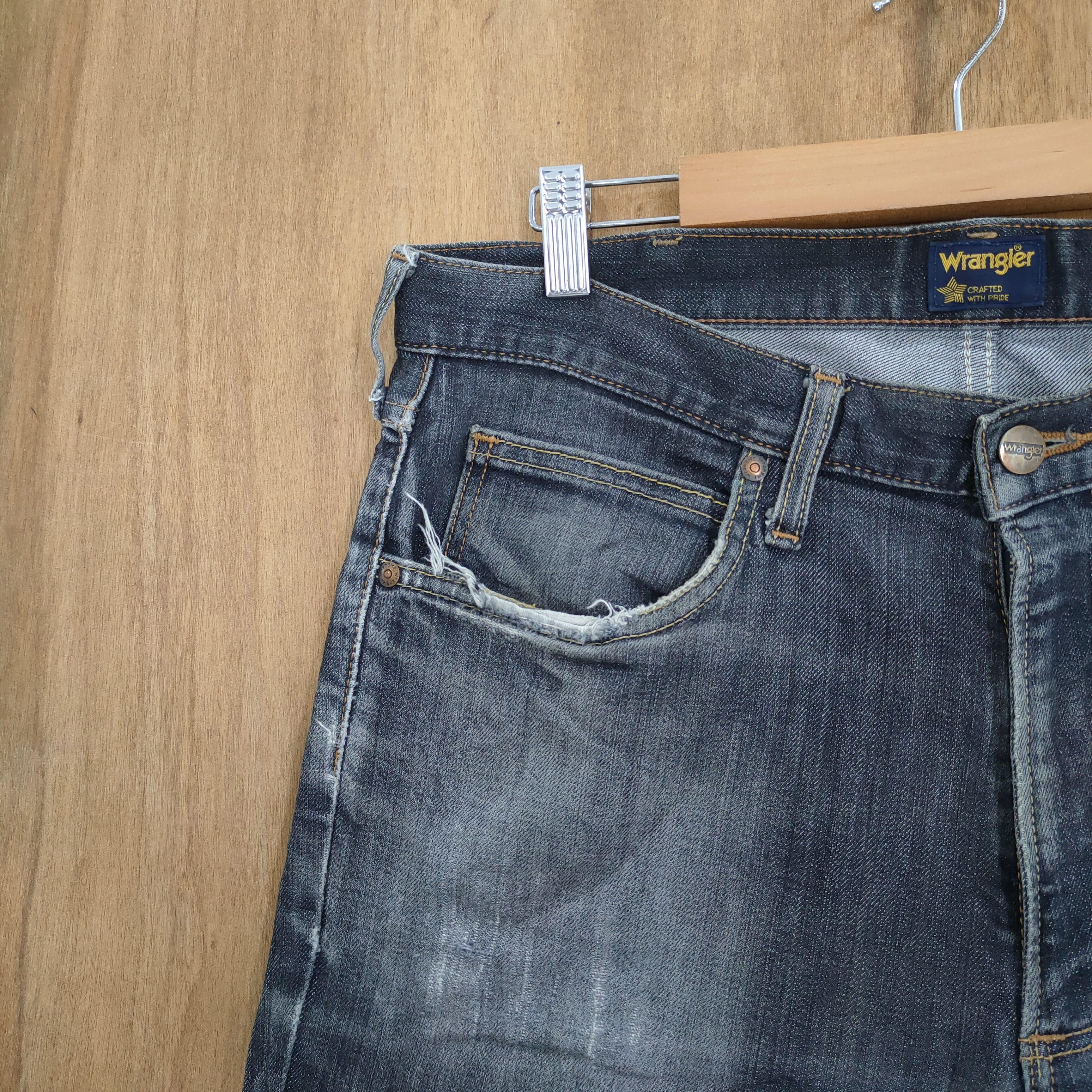 Wrangler 33×30 💥 VINTAGE BLACK DISTRESSED JEANS PANTS Size US 33 - 6 Thumbnail