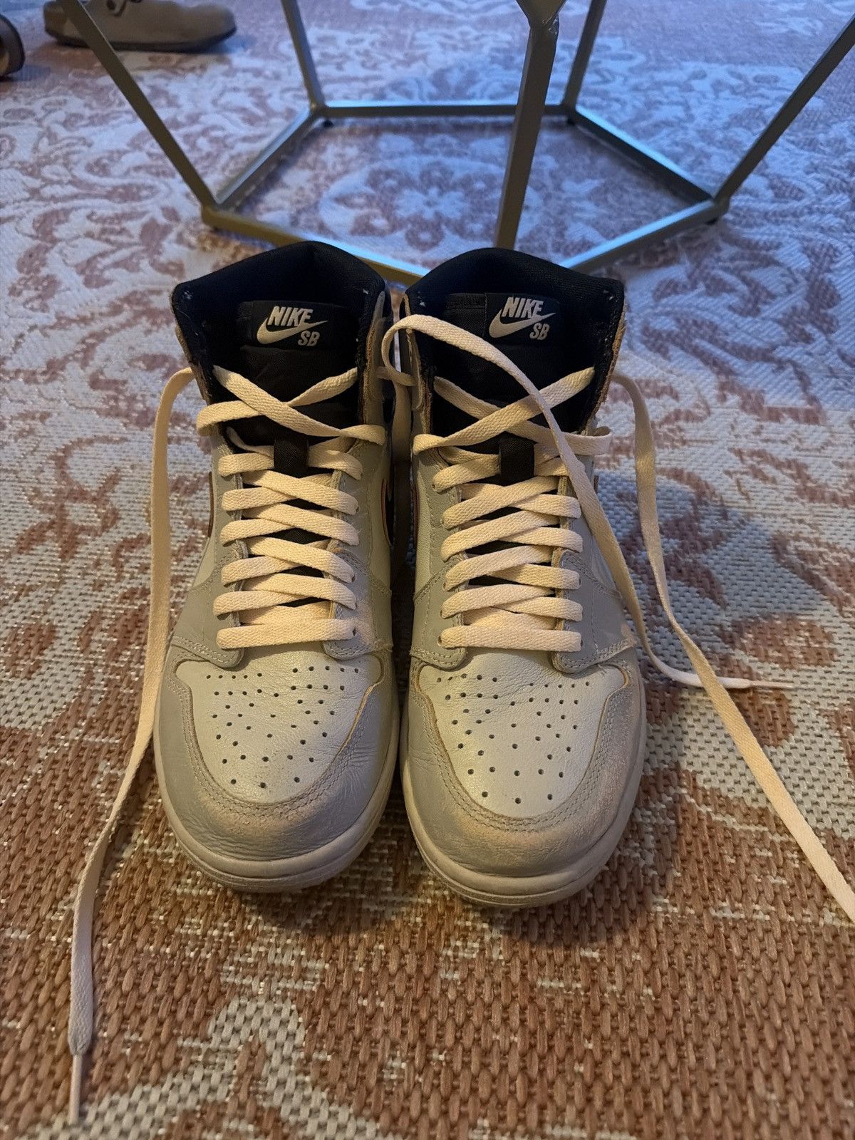Jordan Brand Jordan 1 SB NYC to Paris M9 Size US 9 / EU 42 - 4 Thumbnail