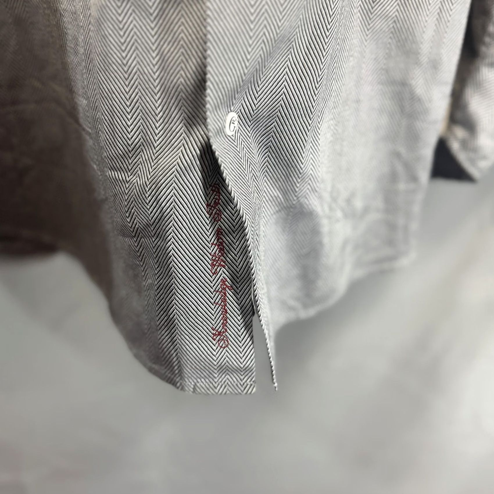 Robert Graham VINTAGE? No. Size US XXL / EU 58 / 5 - 4 Thumbnail