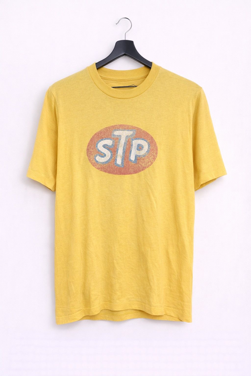 Vintage Vintage STP Racing Logo Yellow T-Shirt | Distressed Graphic Size US M / EU 48-50 / 2 - 1 Thumbnail