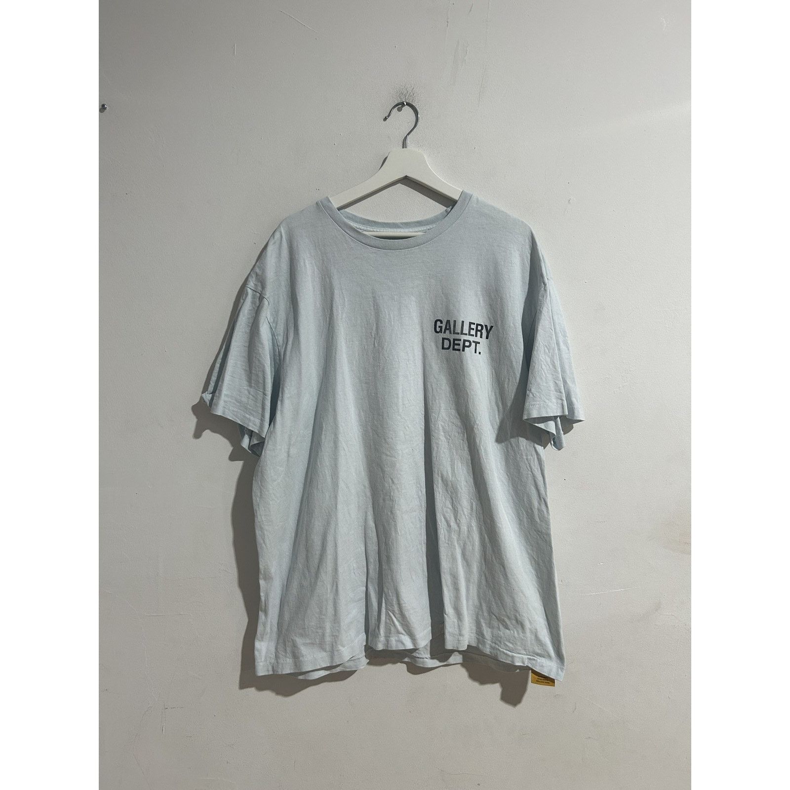 Gallery Dept. GALLERY DEPT. LOGO PRINT BABY BLUE TEE SIZE XL PREOWNED Size US XL / EU 56 / 4 - 1 Thumbnail