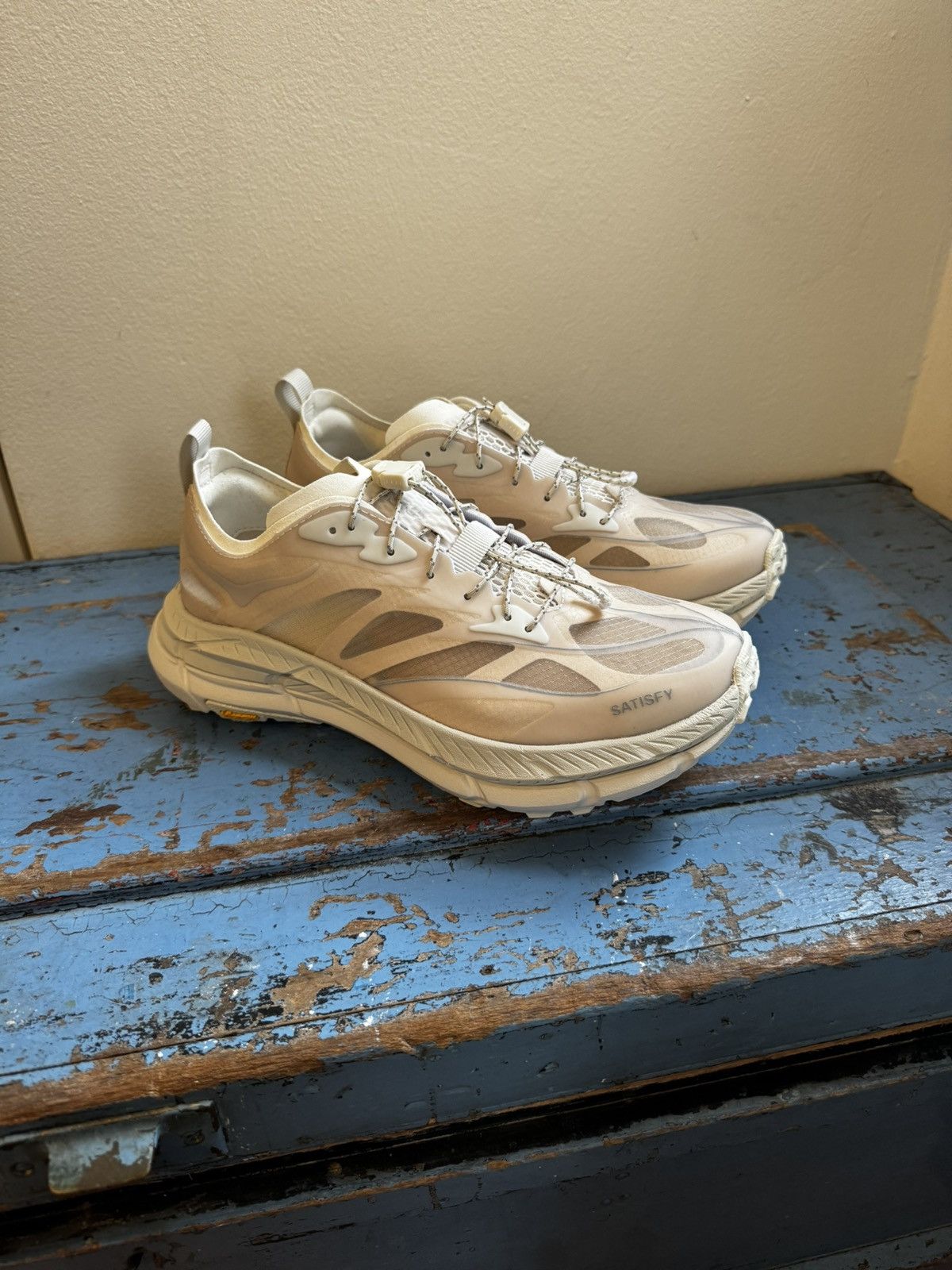 Hoka × Satisfy HOKA X SATISFY MAFATE TRAIL - BONE Size US 6 / EU 39 - 2 Thumbnail