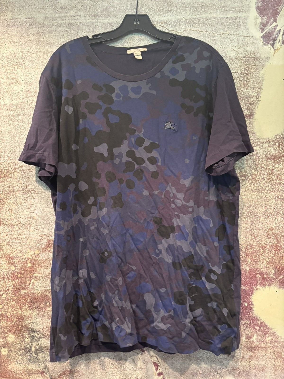 Burberry Burberry Beit Black and Blue Camo Tee XXL Size US XXL / EU 58 / 5 - 1 Thumbnail