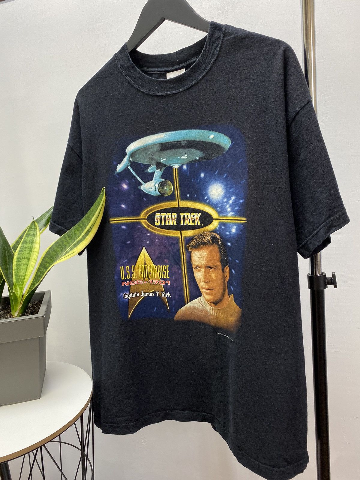 Changes × Vintage Vintage 2000 Star Trek Captain James T. Kirk Tee T-Shirt Size US XL / EU 56 / 4 - 2 Thumbnail