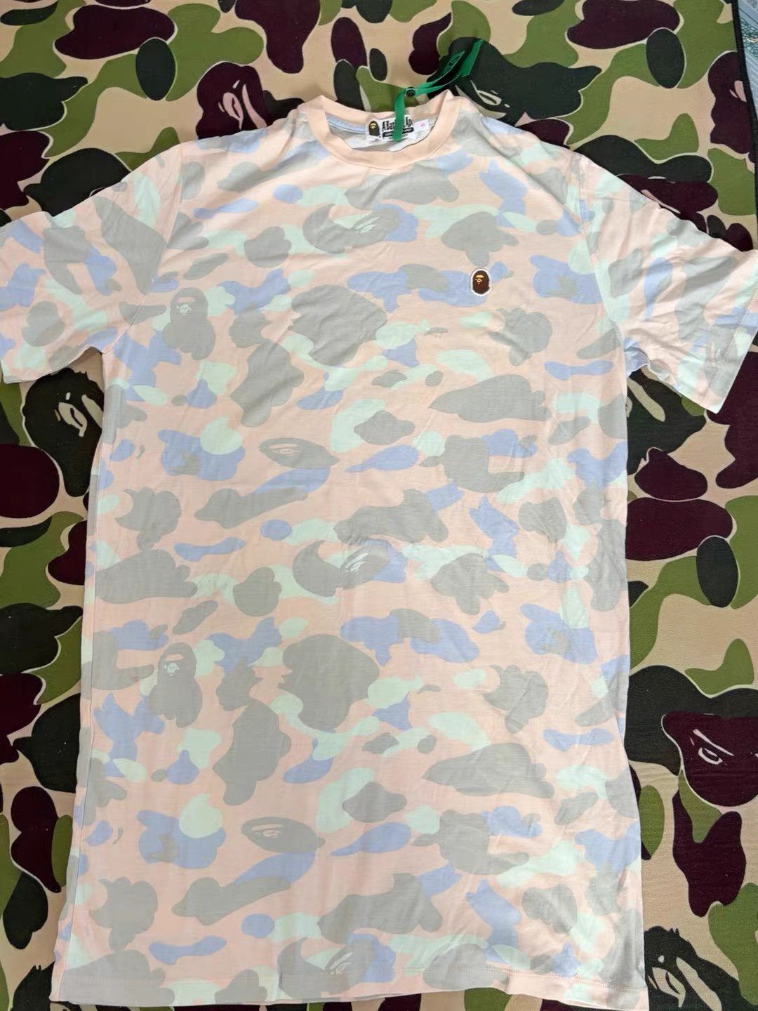 Bape Bape Candy Camo T-Shirt Size US S / EU 44-46 / 1 - 1 Thumbnail