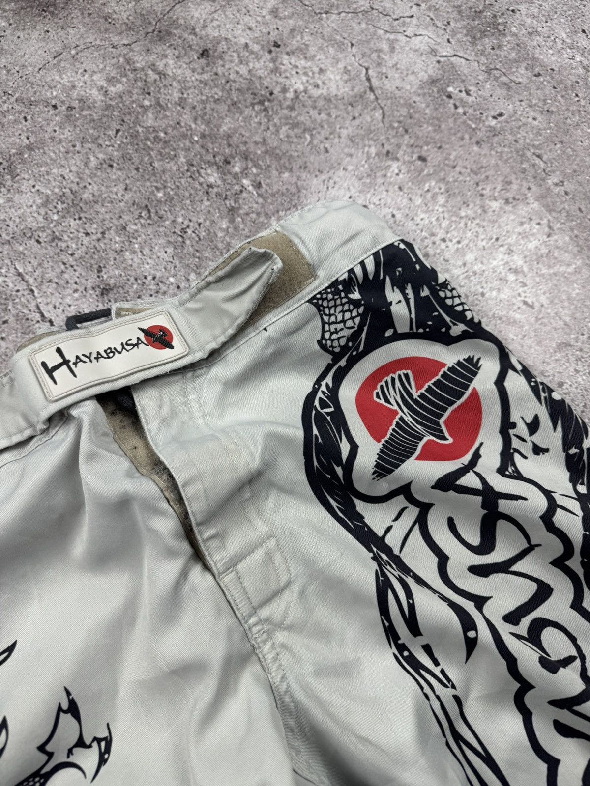 Designer Hayabusa Muay Thai mma Tapout affliction Japan style shorts Size US 32 / EU 48 - 4 Thumbnail