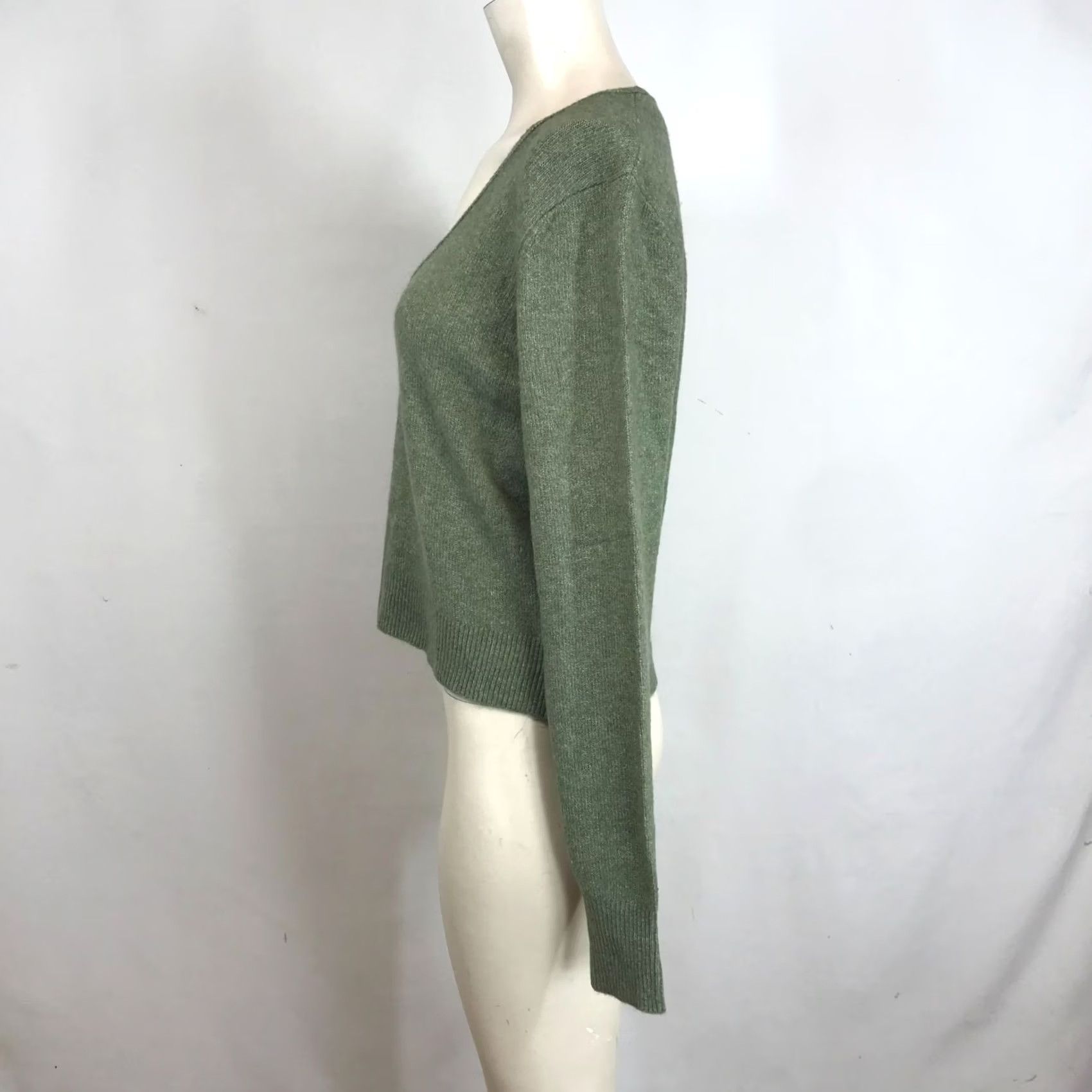 Vintage AERIE GREEN Sweater Womens Small Long Sleeve Round Neck Pullover Size S / US 4 / IT 40 - 6 Thumbnail