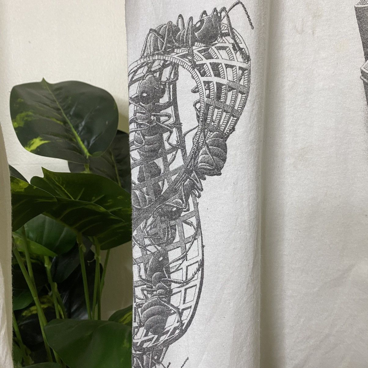 Vintage Drawing Hands Lithograph By M.C. Escher Artwork T Shirt Size US L / EU 52-54 / 3 - 5 Thumbnail