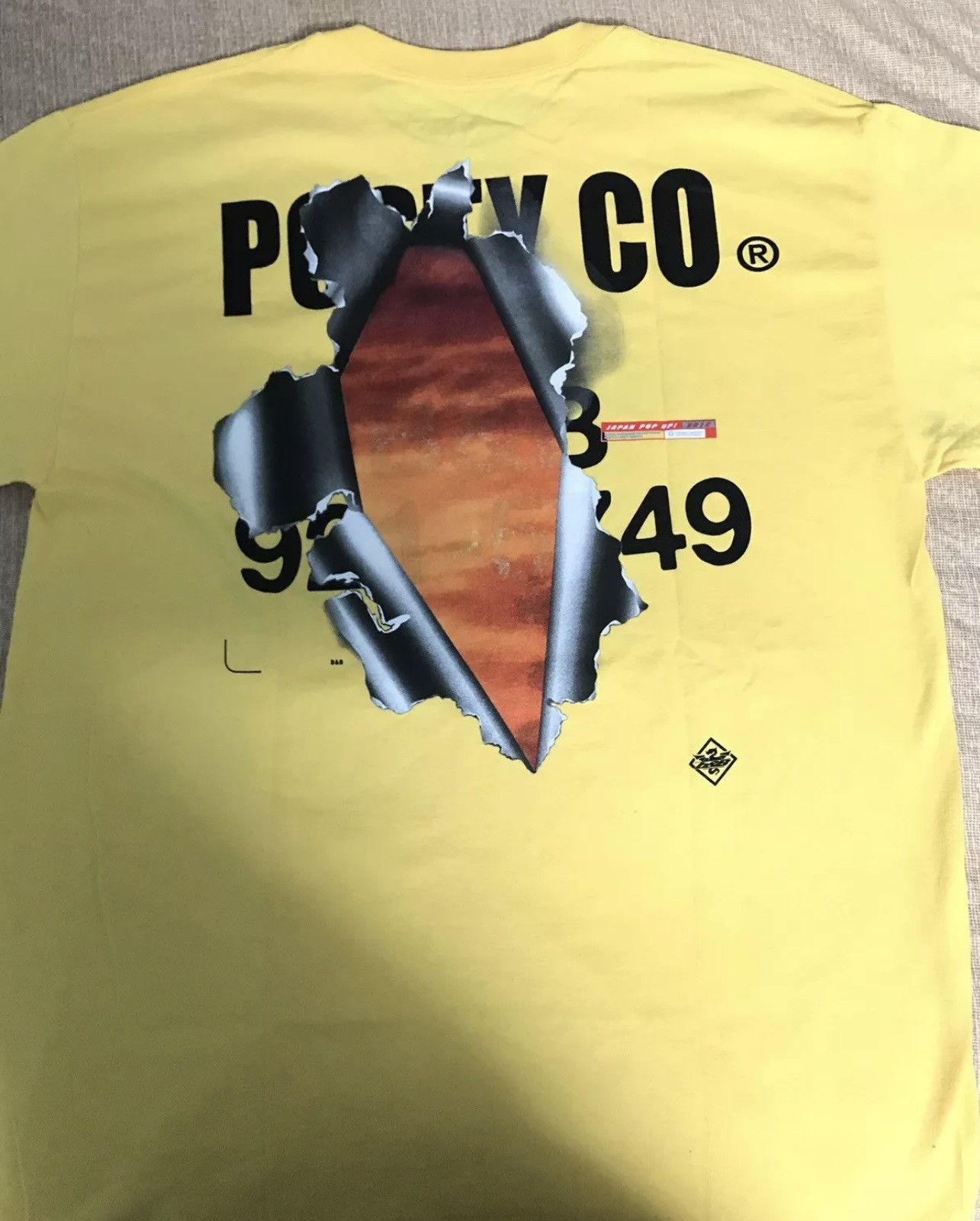 Rap Tees Post Malone Japan Pop-up Exclusive Yellow T-shirt size Large Size US L / EU 52-54 / 3 - 1 Thumbnail