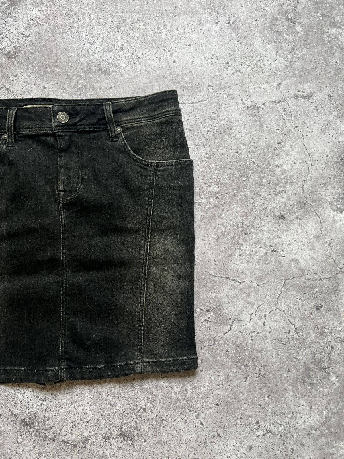 Burberry Burberry Brit Denim Mini Skirt Black Zip Size 30" / US 8 / IT 44 - 7 Thumbnail