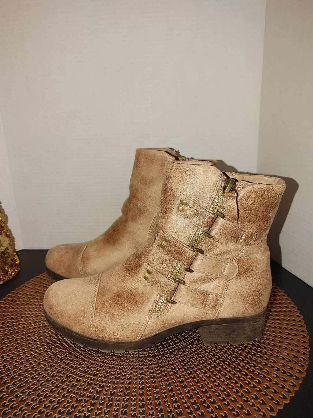 Sugar Sugar Inayah Boots Size 9.5M Size US 9 / IT 39 - 1 Thumbnail