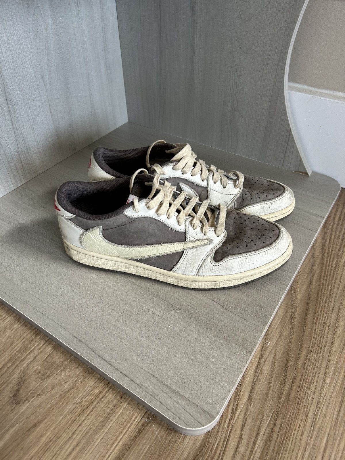Jordan 1 Low Travis Scott Reverse Mocha