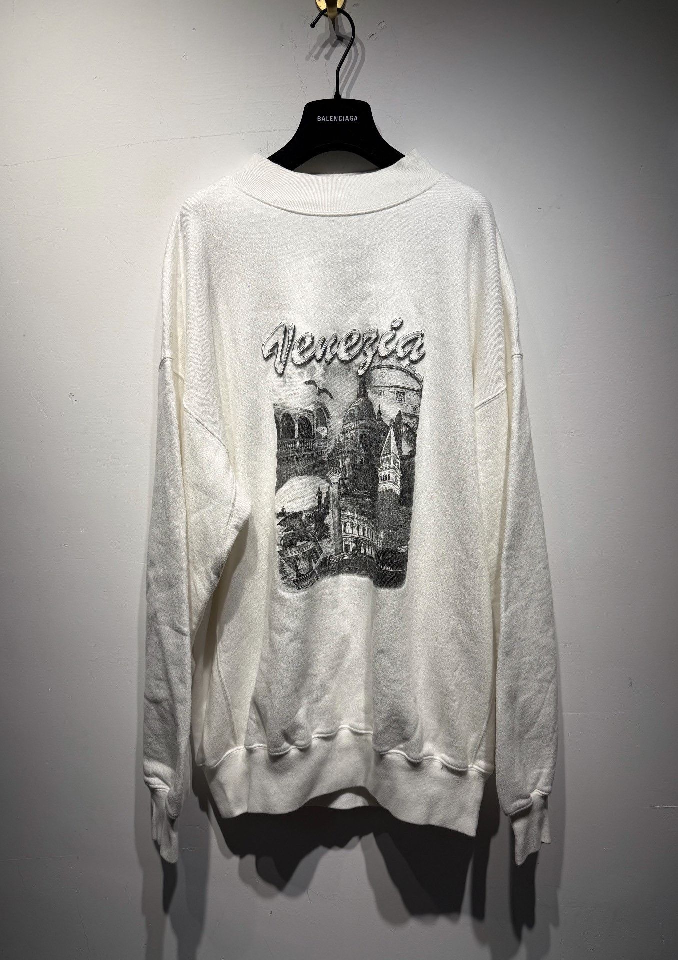 Balenciaga Balenciaga Printed Graphic Hoodie XS Men Size US XS / EU 42 / 0 - 1 Thumbnail