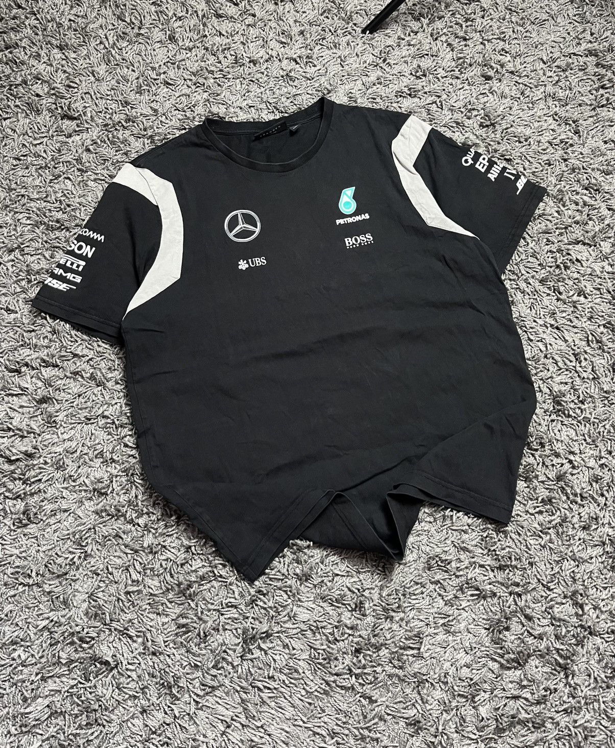 Mercedes-Benz Mercedes AMG Petronas F1 Team x Hugo Boss Racing T-Shirt Size US XL / EU 56 / 4 - 1 Thumbnail