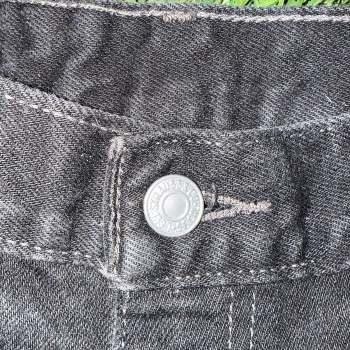 Levi's × Levi's Vintage Clothing × Vintage Y2K Vintage Levi’s 560s Denim Jeans - Loose Fit Tapered Leg Size US 33 - 10 Thumbnail