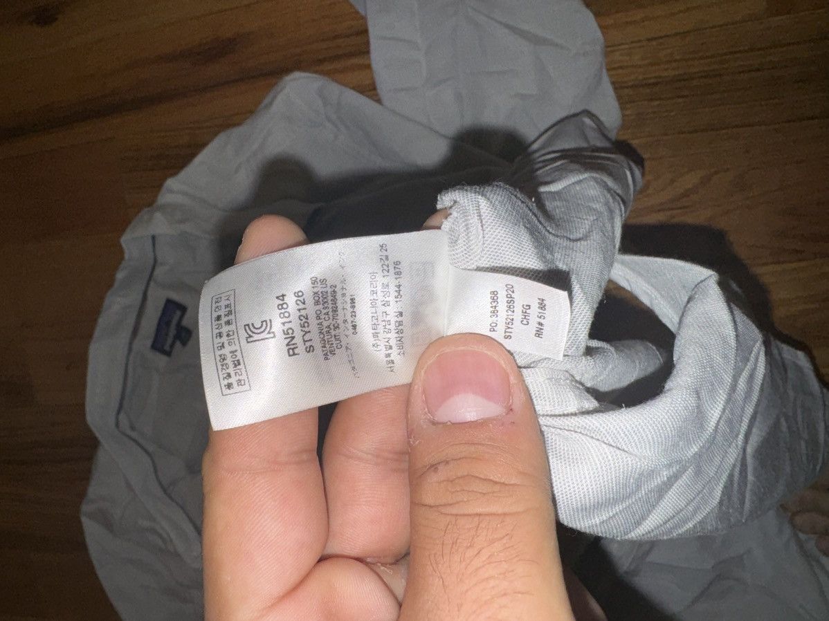 Patagonia Patagonia Light Gray Button Down Size US XXL / EU 58 / 5 - 4 Thumbnail