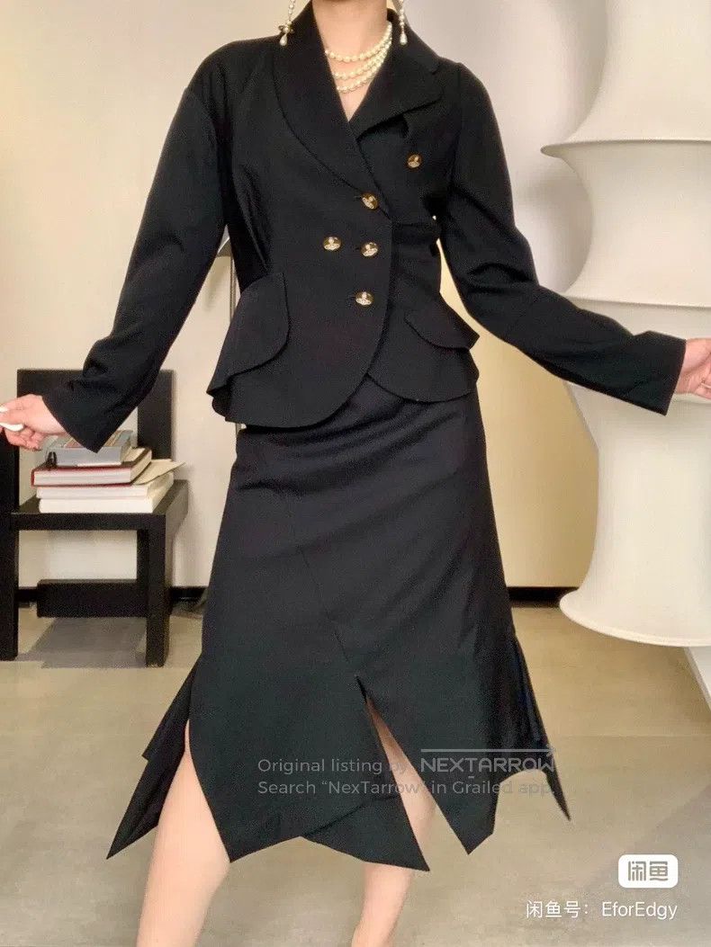 Vivienne Westwood Vivienne Westwood Black asymmetrical jacket and skirt suit Size L / US 10 / IT 46 - 1 Thumbnail