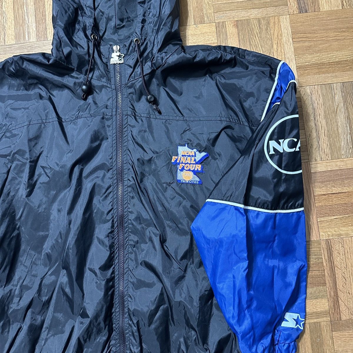 Starter Vintage 1992 NCAA Final Four jacket Size US L / EU 52-54 / 3 - 3 Thumbnail